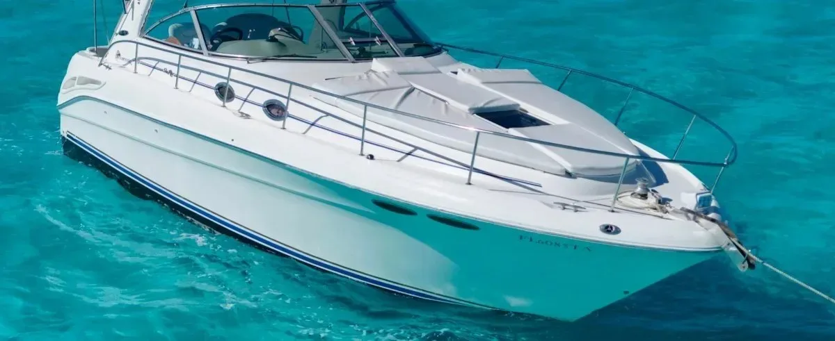 CZ Arina Irina — Yate de lujo en Cancún disponible para renta