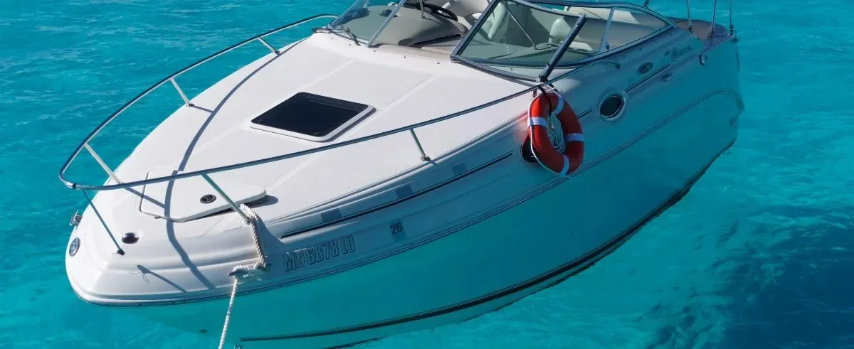 Minesota  — Yate de lujo en Cancún disponible para renta