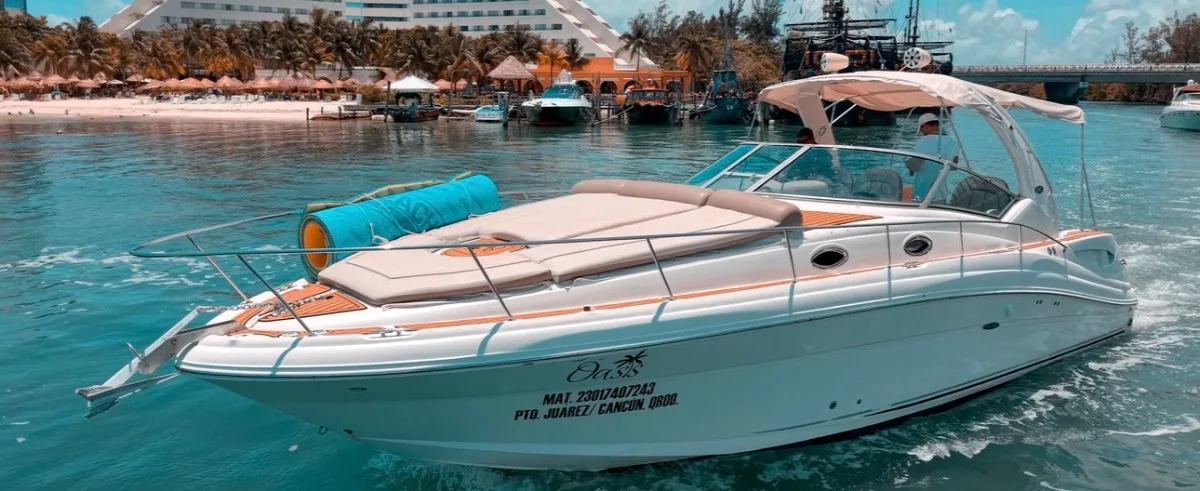 Oasis Sea Ray — Yate de lujo en Cancún disponible para renta